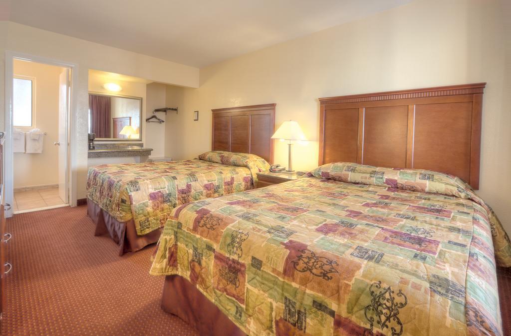Relax Inn & Suites El Cajon Bagian luar foto